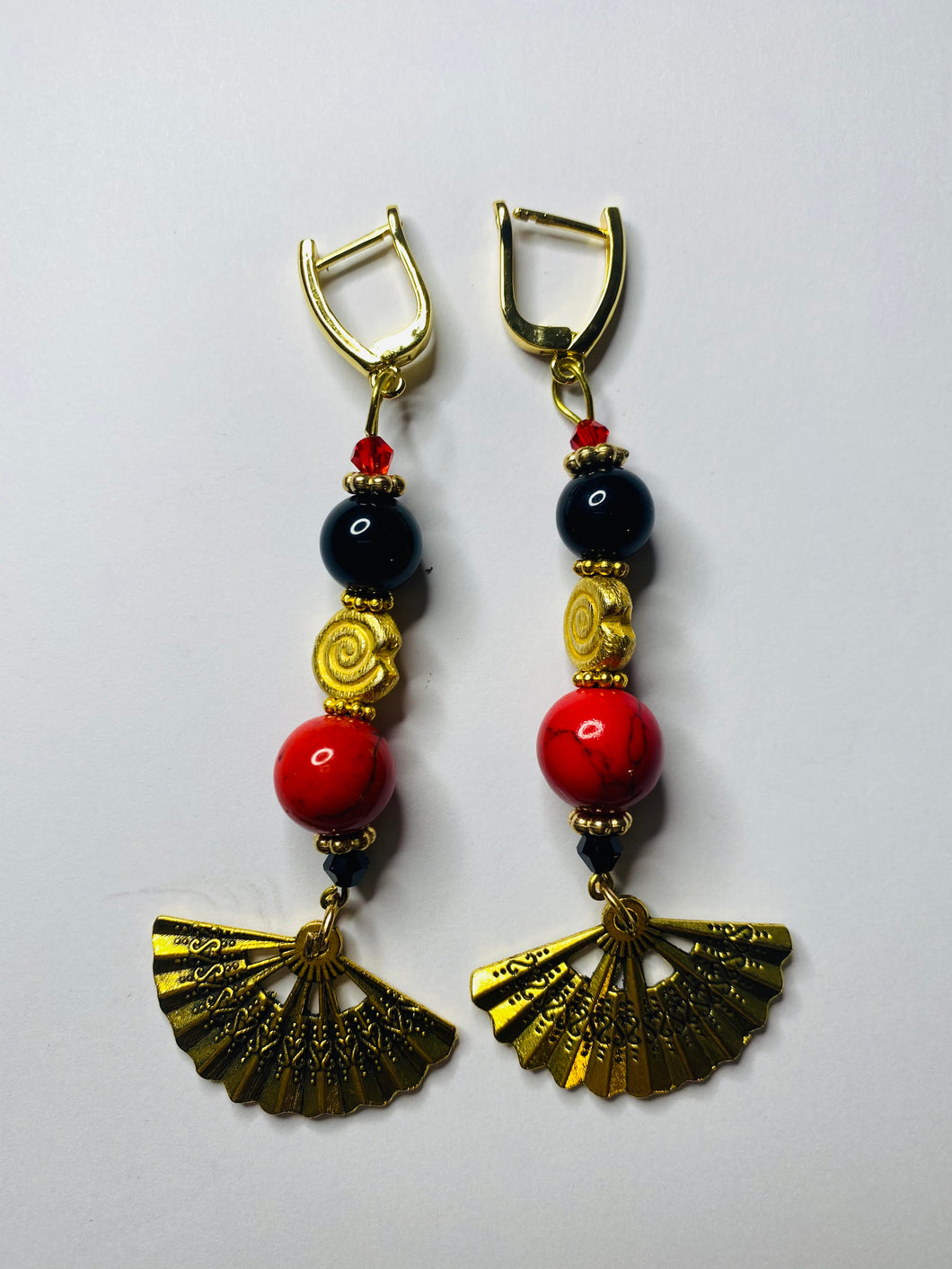 Exotic  Black Agate and Red Jasper Gemstone  Dangle Earrings with Fan Charm