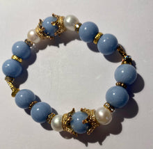 Load image into Gallery viewer, Exotic Blue Aragonite and Cultured Pearl Gemstone Stretch Bracelet
