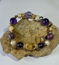 Load image into Gallery viewer, Exotic Amethyst, Tiger Eye &amp; Pearl Tibetan Stretch Bracelet
